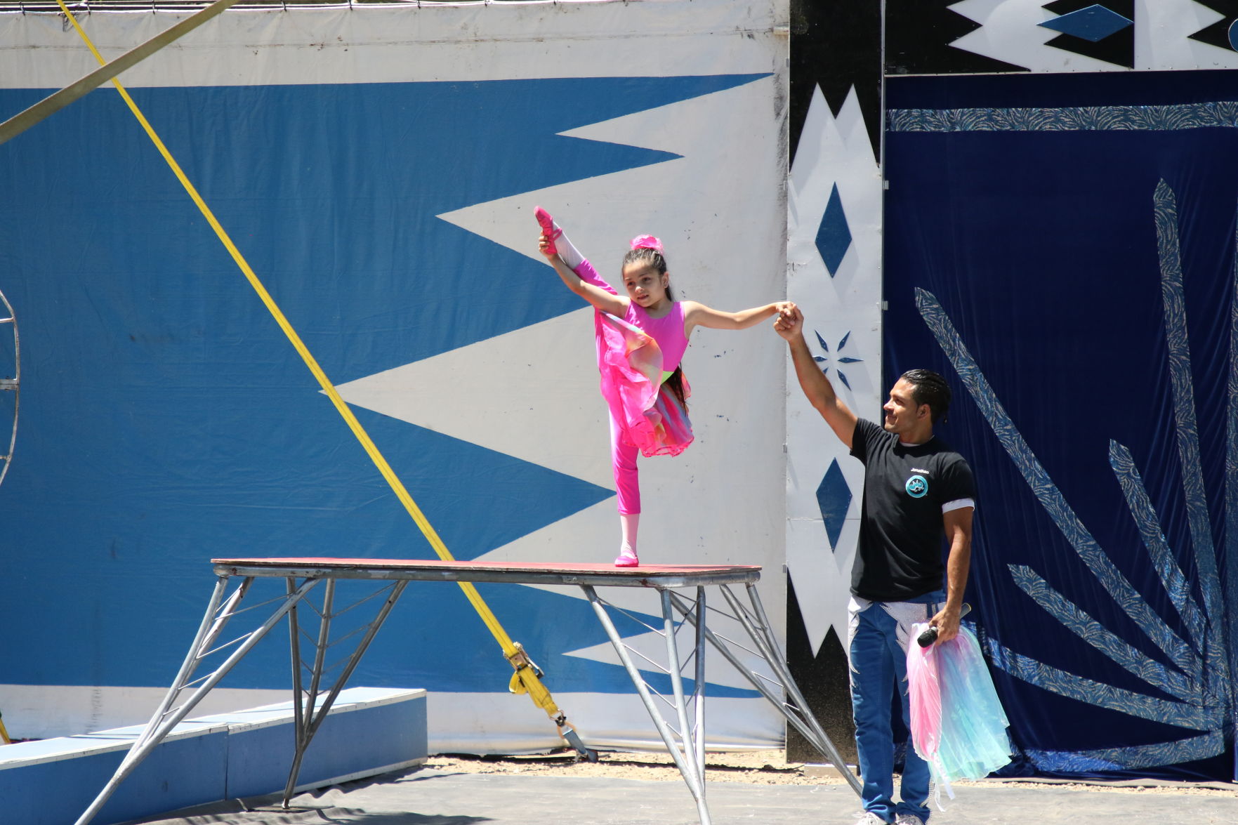 Circus_732.JPG